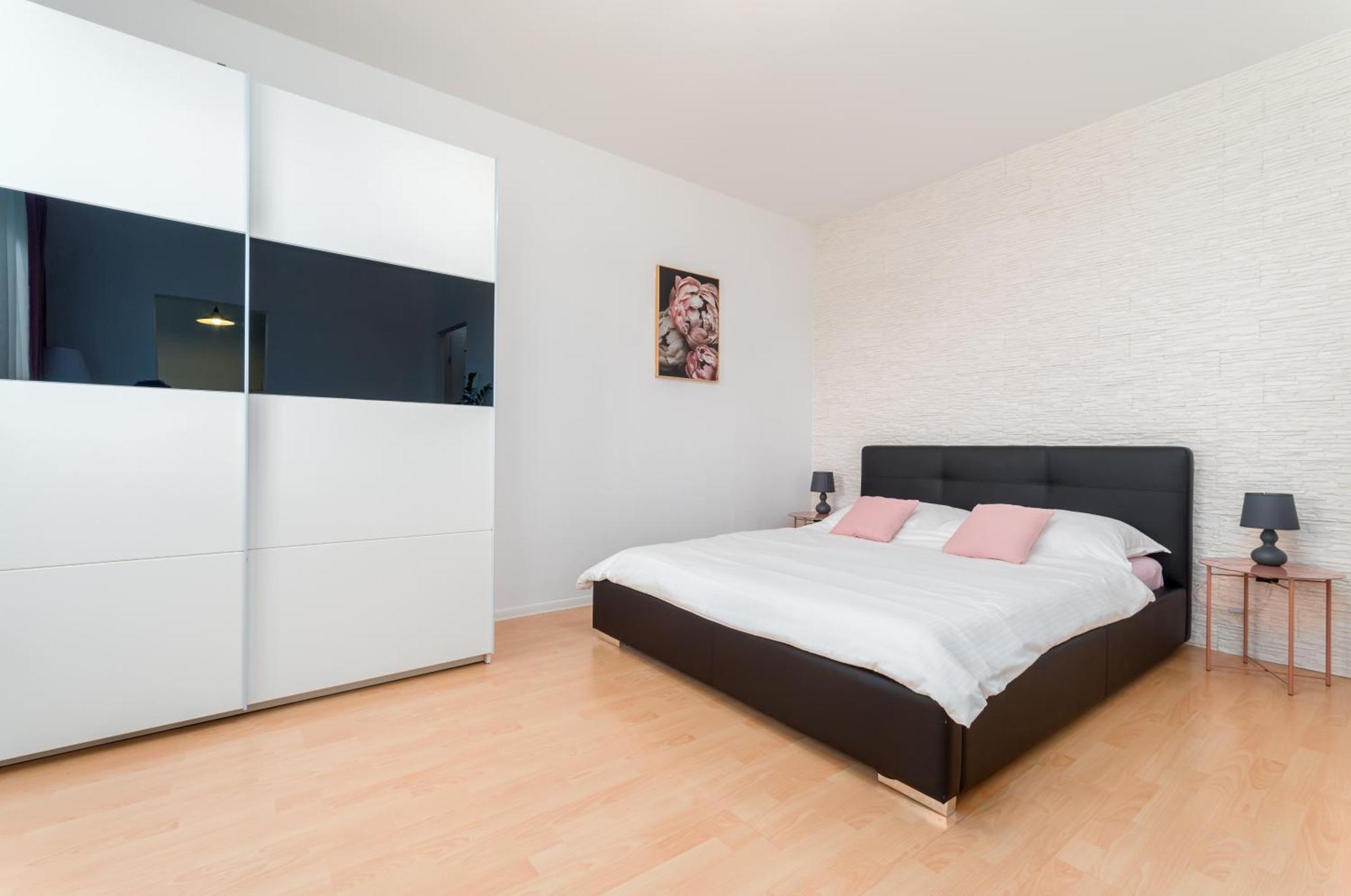Millenium Apartment Self Check-In Faktura Rzeszów Esterno foto